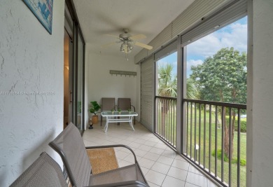 COME AND FALL IN LOVE WITH THIS TASTEFULLY RENOVATED CONDO! 2 on Inverrary Country Club in Florida - for sale on GolfHomes.com, golf home, golf lot
