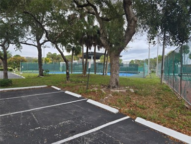 COME AND FALL IN LOVE WITH THIS TASTEFULLY RENOVATED CONDO! 2 on Inverrary Country Club in Florida - for sale on GolfHomes.com, golf home, golf lot