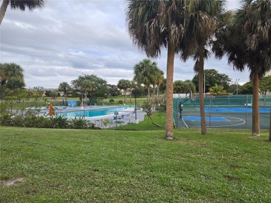 COME AND FALL IN LOVE WITH THIS TASTEFULLY RENOVATED CONDO! 2 on Inverrary Country Club in Florida - for sale on GolfHomes.com, golf home, golf lot