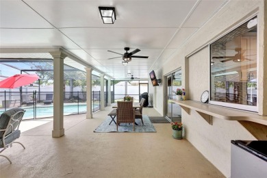 FEATURED ON HGTV'S HOUSE HUNTERS! -This stunning 4-bedroom on Bradenton Country Club in Florida - for sale on GolfHomes.com, golf home, golf lot