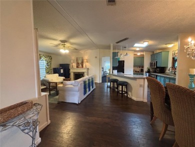 Welcome to Zellwood Station a highly sought after 55+ golf on Zellwood Station Country Club in Florida - for sale on GolfHomes.com, golf home, golf lot