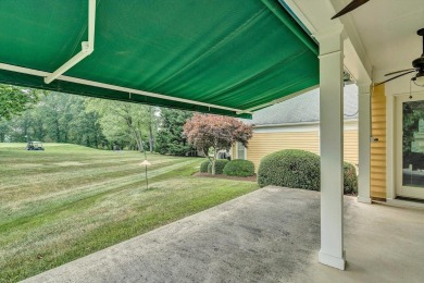 Fully Renovated Townhome on the Waterfront Golf Course!Move-in on The Waterfront Country Club in Virginia - for sale on GolfHomes.com, golf home, golf lot