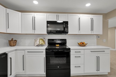 Paradise awaits! Completely renovated, Huge 5-bedroom home with on Harbor Hills Country Club in Ohio - for sale on GolfHomes.com, golf home, golf lot