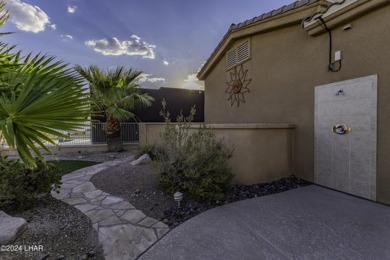 Welcome to your dream home!  This spacious property offers the on London Bridge Golf Course in Arizona - for sale on GolfHomes.com, golf home, golf lot