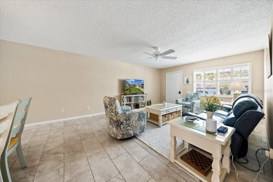 Enjoy comfortable, low maintenance living in On Top of the World on On Top of the World Golf Course in Florida - for sale on GolfHomes.com, golf home, golf lot