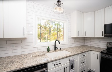 Beautiful 4-bedroom, 2.5-bath home in the desirable Woodside on Woodside Plantation Country Club in South Carolina - for sale on GolfHomes.com, golf home, golf lot