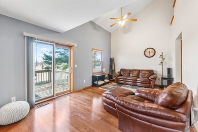 Welcome to your new home! This stunning 3-bedroom, 2.5-bath on River Heights Golf Club in Illinois - for sale on GolfHomes.com, golf home, golf lot