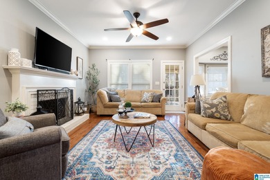 Well-maintained 3BR, 2.5BA home in the heart of Riverchase on Riverchase Country Club in Alabama - for sale on GolfHomes.com, golf home, golf lot