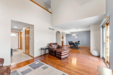 Welcome to your new home! This stunning 3-bedroom, 2.5-bath on River Heights Golf Club in Illinois - for sale on GolfHomes.com, golf home, golf lot