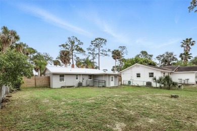 This adorable 2 bed/1 bath home is picture perfect! Fully on Hidden Lakes Golf Club in Florida - for sale on GolfHomes.com, golf home, golf lot