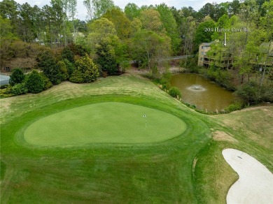 Rare opportunity in Keowee Key! This updated, fully furnished on Keowee Key Golf and Country Club in South Carolina - for sale on GolfHomes.com, golf home, golf lot