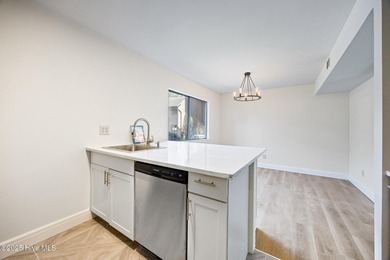 Beautifully renovated first-floor condo ideally located less on Pinehurst Resort and Country Club in North Carolina - for sale on GolfHomes.com, golf home, golf lot