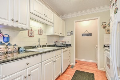 Here it is, Just what you have been waiting for! This 3 bedroom on Tri Cities Golf Club in Tennessee - for sale on GolfHomes.com, golf home, golf lot