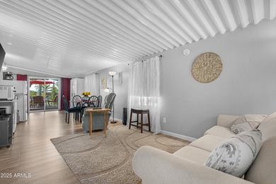 Welcome to Sun Lakes! This charming 2-bedroom, 2-bath home in on Sun Lakes Country Club in Arizona - for sale on GolfHomes.com, golf home, golf lot