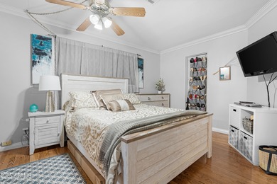 Welcome to Sun Lakes! This charming 2-bedroom, 2-bath home in on Sun Lakes Country Club in Arizona - for sale on GolfHomes.com, golf home, golf lot