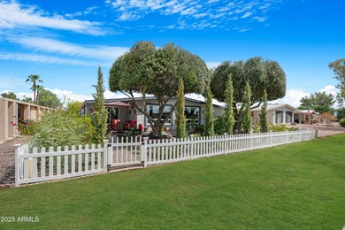 Welcome to Sun Lakes! This charming 2-bedroom, 2-bath home in on Sun Lakes Country Club in Arizona - for sale on GolfHomes.com, golf home, golf lot