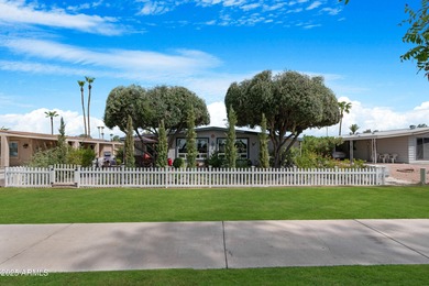 Welcome to Sun Lakes! This charming 2-bedroom, 2-bath home in on Sun Lakes Country Club in Arizona - for sale on GolfHomes.com, golf home, golf lot