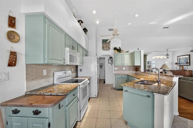 PUNTA GORDA ISLES! 10-MINUTE POWERBOAT ACCESS TO CHARLOTTE on Saint Andrews South Golf Club in Florida - for sale on GolfHomes.com, golf home, golf lot