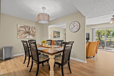 Beautiful Townhome on De Soto Golf Course - Fully Furnished on DeSoto Golf Course in Arkansas - for sale on GolfHomes.com, golf home, golf lot