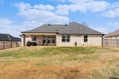 Awesome 4 bedroom 2 bath home in a new subdivision conveniently on Oak Hurst Golf Course in Texas - for sale on GolfHomes.com, golf home, golf lot