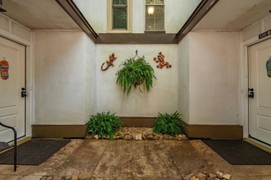 Beautiful Townhome on De Soto Golf Course - Fully Furnished on DeSoto Golf Course in Arkansas - for sale on GolfHomes.com, golf home, golf lot