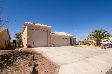 Located in the Residential Estates area of Lake Havasu City on London Bridge Golf Course in Arizona - for sale on GolfHomes.com, golf home, golf lot