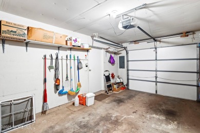 This spacious Baronet model offers 2 bedrooms, 1 bath, 1 car on Greenbriar Woodlands in New Jersey - for sale on GolfHomes.com, golf home, golf lot