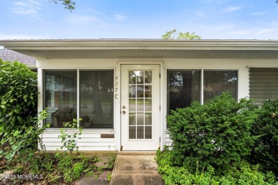 This spacious Baronet model offers 2 bedrooms, 1 bath, 1 car on Greenbriar Woodlands in New Jersey - for sale on GolfHomes.com, golf home, golf lot