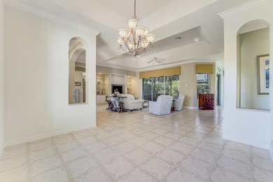 Your chance to live close to it all... a fine golf course and on Hobe Sound Golf Club in Florida - for sale on GolfHomes.com, golf home, golf lot