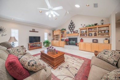 Looking for a low maintenance home ON THE COURSE? This is it!! on Green Tree Country Club in Texas - for sale on GolfHomes.com, golf home, golf lot