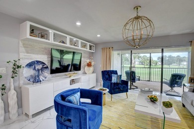 Welcome to Hunters Run Country Club! This spacious 2-bedroom on Hunters Run Golf and Country Club in Florida - for sale on GolfHomes.com, golf home, golf lot