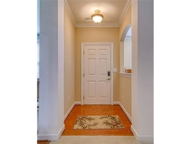 Charming First-Level Townhouse in Braemar Creek. This inviting on Williamsburg National Golf Club in Virginia - for sale on GolfHomes.com, golf home, golf lot