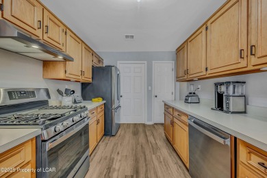 Enjoy maintenance free living in this beautiful 3 bed 2 bath on Sand Springs Country Club in Pennsylvania - for sale on GolfHomes.com, golf home, golf lot