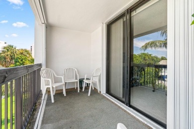 AMAZING OPPORTUNITY to own this 2-bedroom, 2-bath condo  walking on Pompano Beach Golf Course  in Florida - for sale on GolfHomes.com, golf home, golf lot