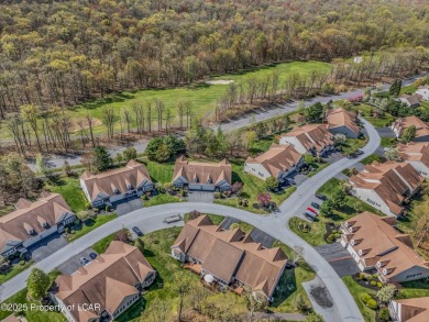 Enjoy maintenance free living in this beautiful 3 bed 2 bath on Sand Springs Country Club in Pennsylvania - for sale on GolfHomes.com, golf home, golf lot