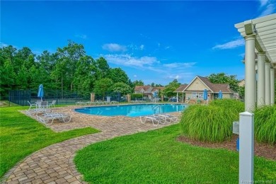 Charming First-Level Townhouse in Braemar Creek. This inviting on Williamsburg National Golf Club in Virginia - for sale on GolfHomes.com, golf home, golf lot