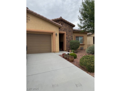 GREAT HOME WITH OVER 1500 SQ FT IN MOUNTAIN FALLS COMMUNITY on Mountain Falls Golf Course in Nevada - for sale on GolfHomes.com, golf home, golf lot