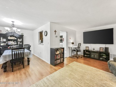 Lovely lower level with garage in Raintree Community, Enjoy easy on Raintree Golf Course in New Jersey - for sale on GolfHomes.com, golf home, golf lot