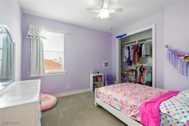 This 5 bed, 4.5 bath home sits in a quiet cul-de-sac in the on Royal Tee Country Club in Florida - for sale on GolfHomes.com, golf home, golf lot