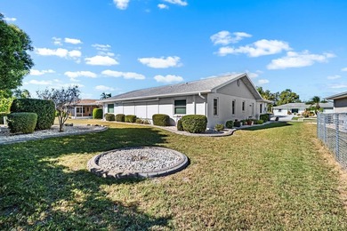 MOVE-IN READY 2-bed, 2-bath home now available in the golf cart on North Lakes Golf Course in Florida - for sale on GolfHomes.com, golf home, golf lot