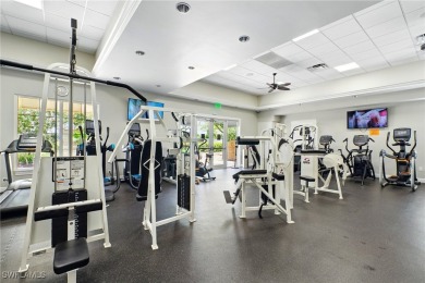 This 5 bed, 4.5 bath home sits in a quiet cul-de-sac in the on Royal Tee Country Club in Florida - for sale on GolfHomes.com, golf home, golf lot