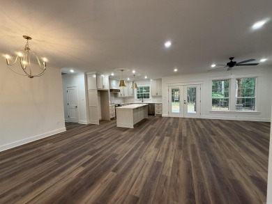 Escape to Beautiful Hot Springs Village, Arkansas!  3 Bed | 2.5 on Granada Golf Course in Arkansas - for sale on GolfHomes.com, golf home, golf lot