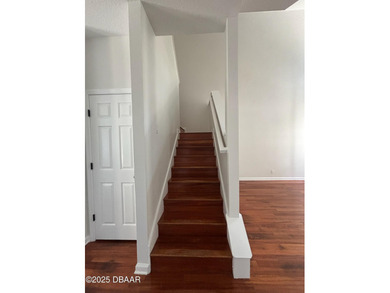 This spacious, remodeled 3 bedroom, 2.5 bathroom townhouse with on Victoria Hills Golf Club in Florida - for sale on GolfHomes.com, golf home, golf lot