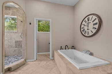 Motivated seller! Perched in the highly desirable Horseshoe Bay on Apple Rock Golf Course - Horseshoe Bay in Texas - for sale on GolfHomes.com, golf home, golf lot