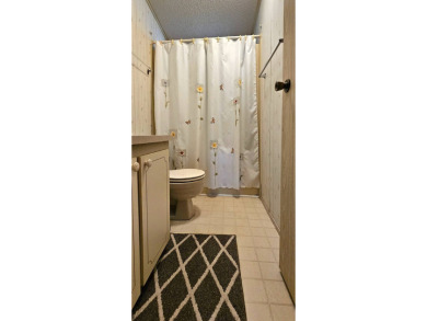 Furnished, spacious 2 bedroom 2 bath home in 55 + Resort style on Zephyrhills Municipal Golf Course in Florida - for sale on GolfHomes.com, golf home, golf lot