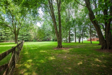 Stunning and spacious home on over an acre in Olentangy Schools on Glen Ross Golf Club in Ohio - for sale on GolfHomes.com, golf home, golf lot