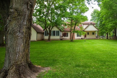 Stunning and spacious home on over an acre in Olentangy Schools on Glen Ross Golf Club in Ohio - for sale on GolfHomes.com, golf home, golf lot