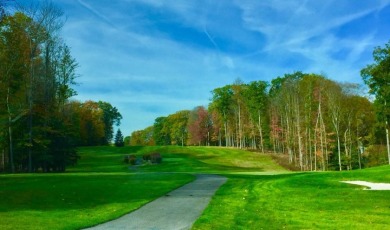 Ranch with a stunning lake view on Treasure Lake - Gold in Pennsylvania - for sale on GolfHomes.com, golf home, golf lot