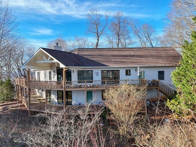 1264 Harris Ridge Road, Young Harris, GA  Stop and take in the on Brasstown Valley Resort and Spa in Georgia - for sale on GolfHomes.com, golf home, golf lot