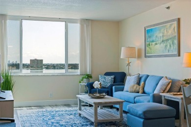 Back on the market with a NEW PRICE, A NEW LOOK AND A BEAUTIFUL on Isla Del Sol Yacht and Country Club in Florida - for sale on GolfHomes.com, golf home, golf lot